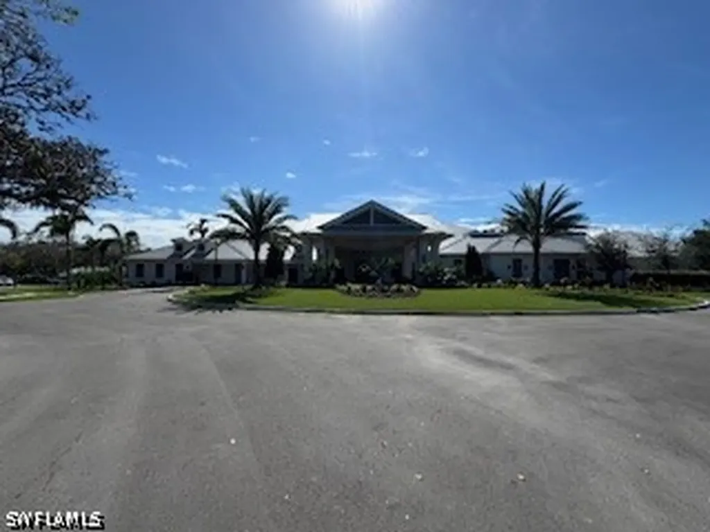 770 Waterford Drive Naples FL 34113