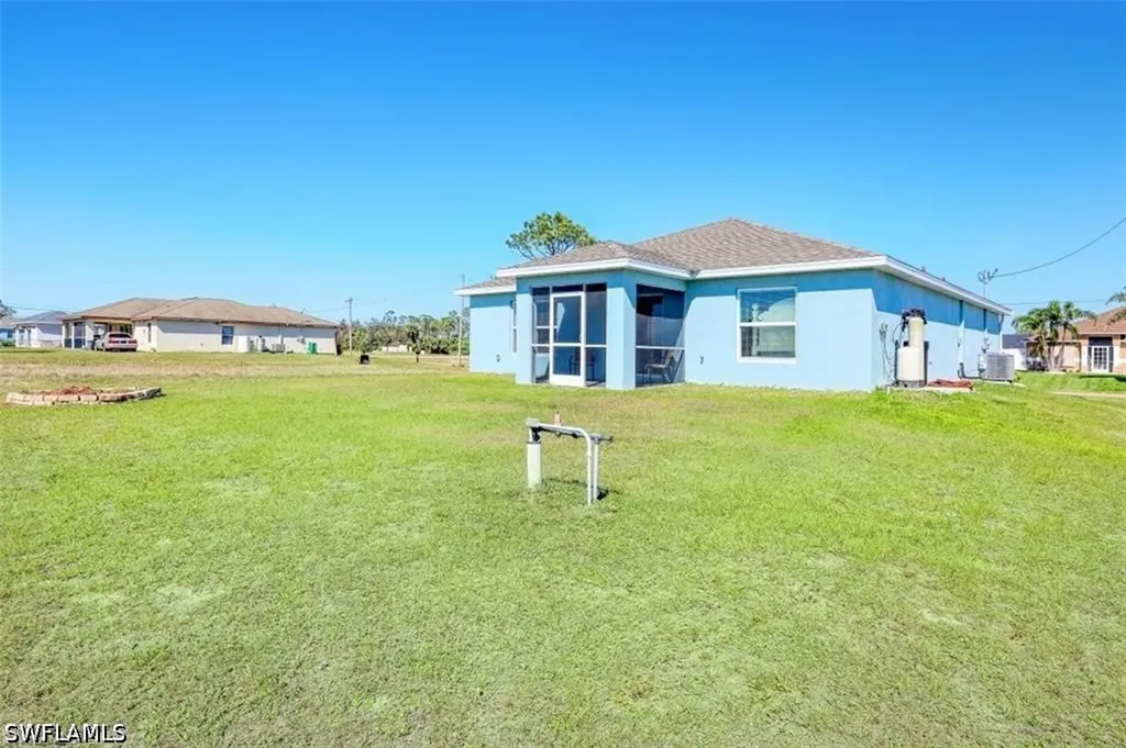 1634 NE 34th Street Cape Coral FL 33909