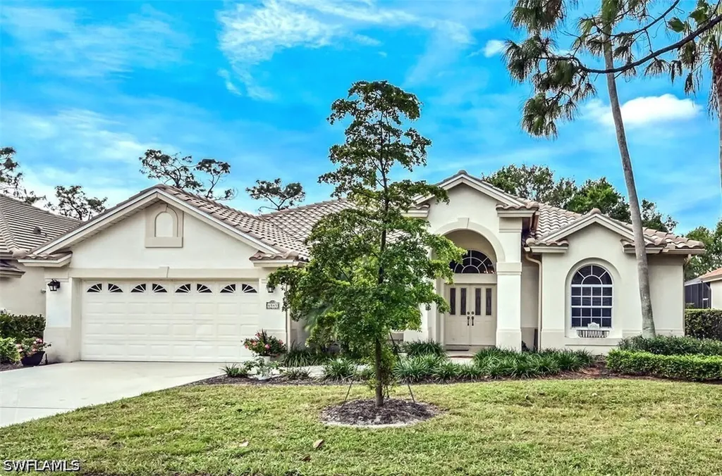 Naples FL, 6545 Chestnut Circle