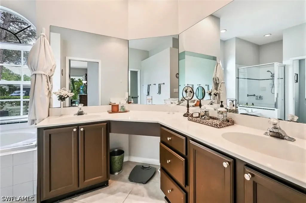 6545 Chestnut Circle Naples FL 34109