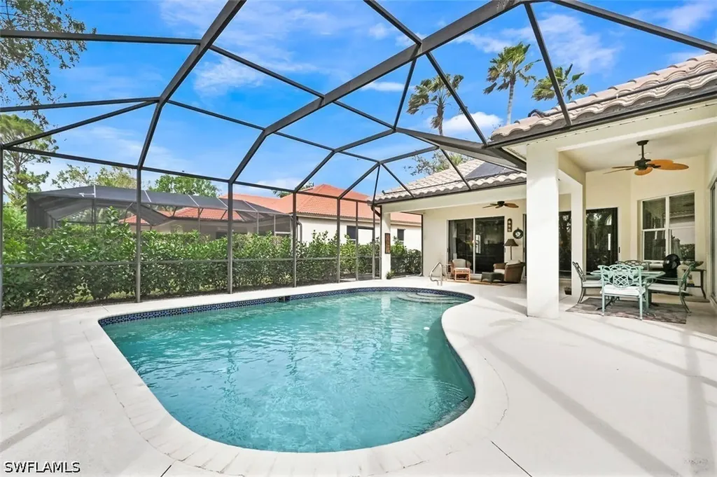 6545 Chestnut Circle Naples FL 34109