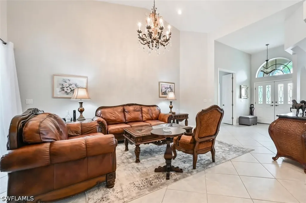 6545 Chestnut Circle Naples FL 34109
