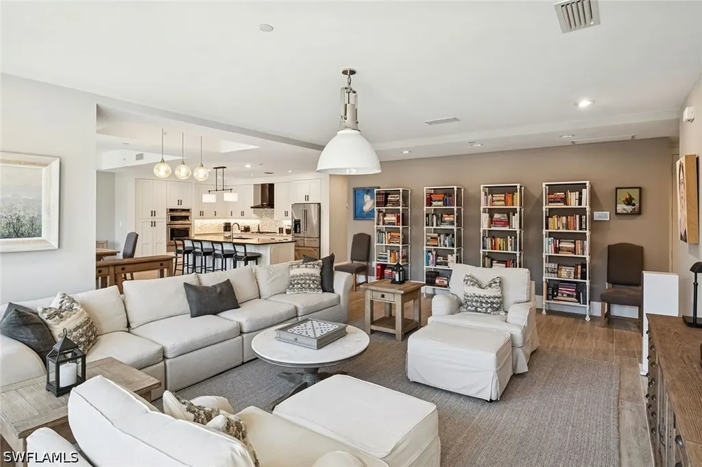 1135 3rd Avenue S Naples FL 34102