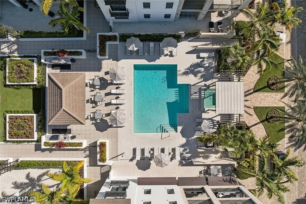 1135 3rd Avenue S Naples FL 34102