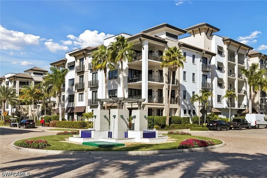 1135 3rd Avenue S Naples FL 34102