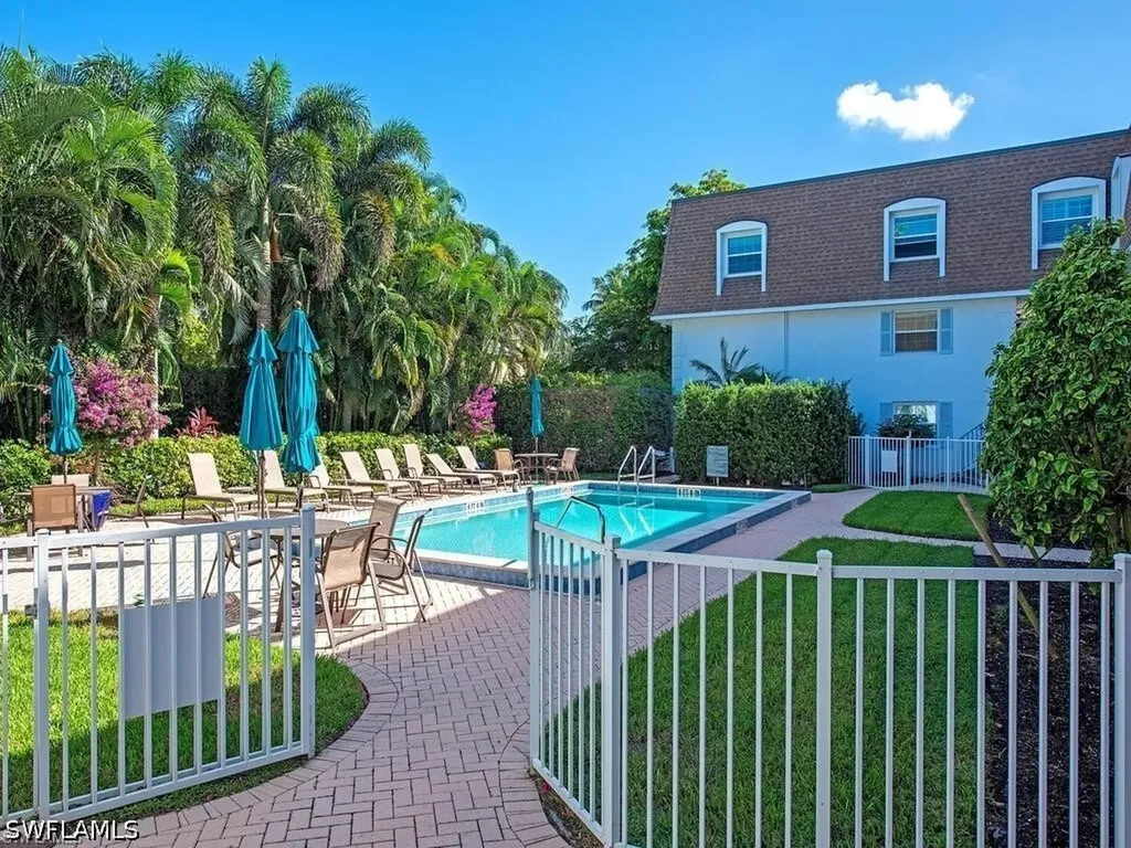 1222 Gordon Drive Naples FL 34102