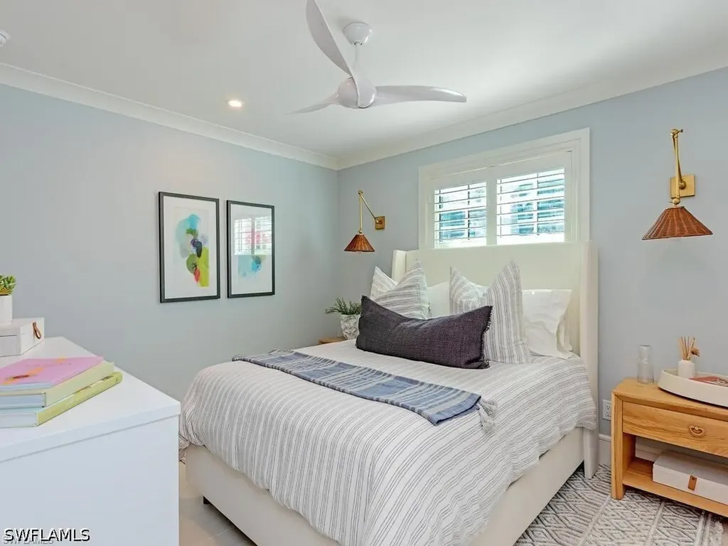 1222 Gordon Drive Naples FL 34102