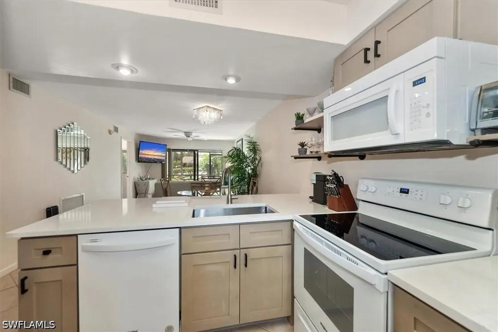 811 W Elkcam Circle Marco Island FL 34145