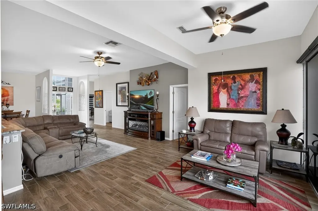 9131 Old Hickory Circle Fort Myers FL 33912
