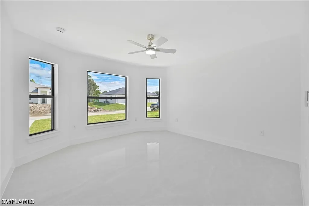4711 27th Street SW Lehigh Acres FL 33973
