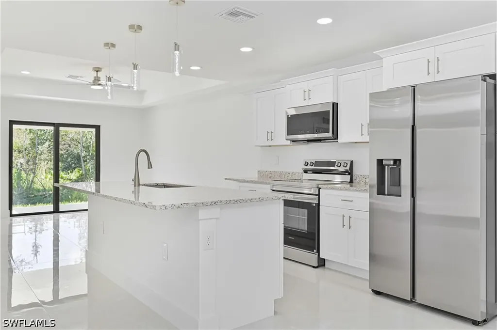 4711 27th Street SW Lehigh Acres FL 33973