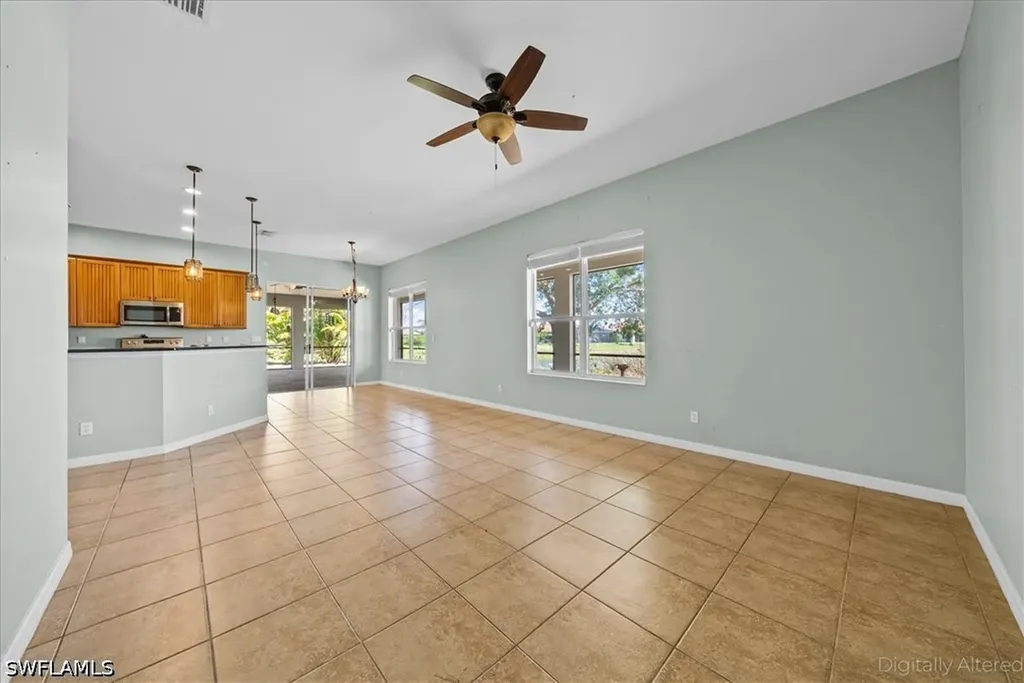 2099 Grove Drive Naples FL 34120