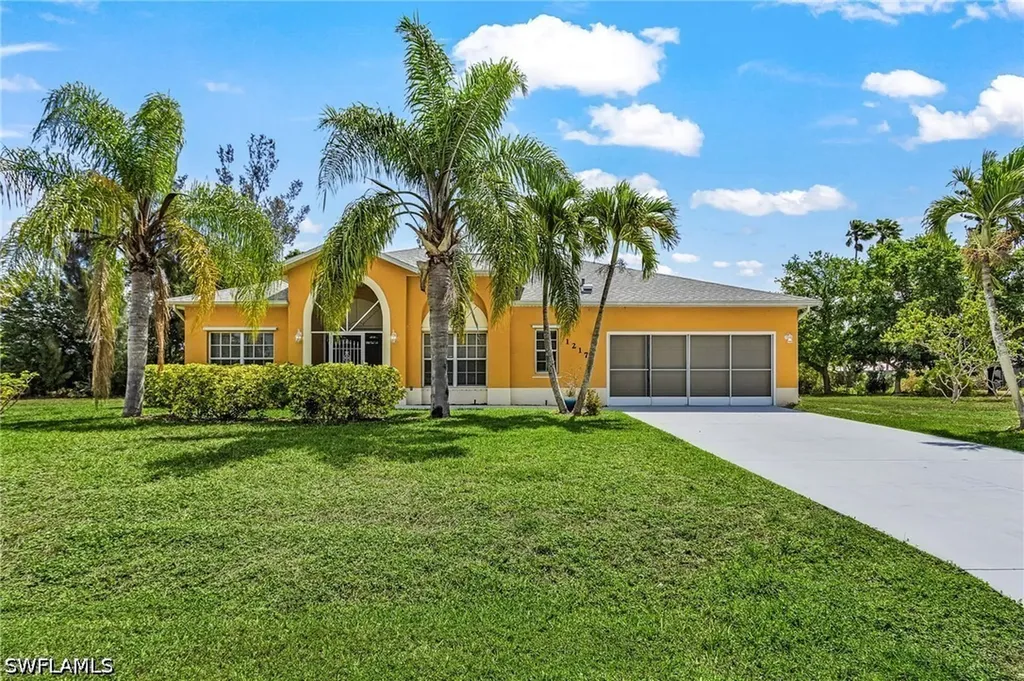 1217 SW 1st Avenue Cape Coral FL 33991