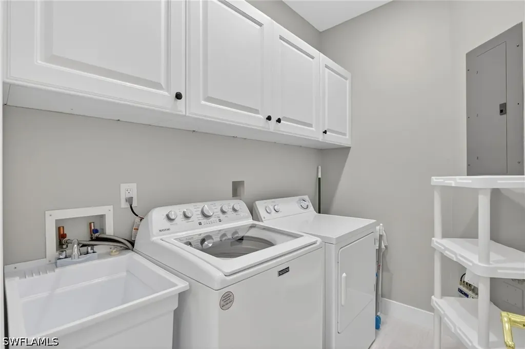 4655 Hawks Nest Way Naples FL 34114