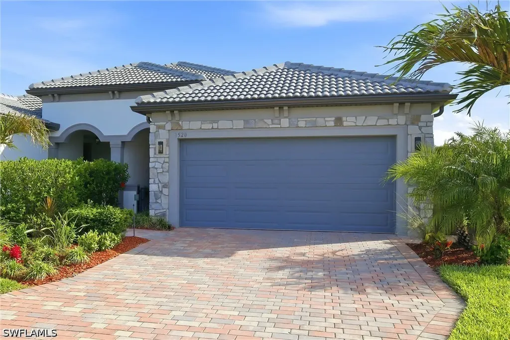 3520 Stoneville Drive Alva FL 33920