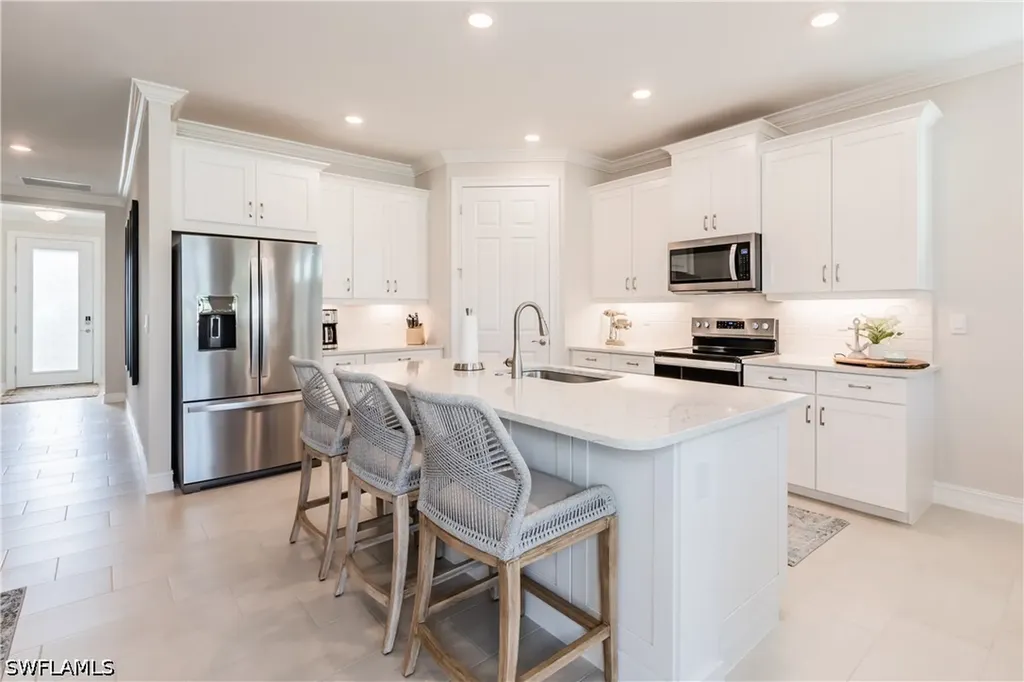 267 Tamarindo Lane Naples FL 34114