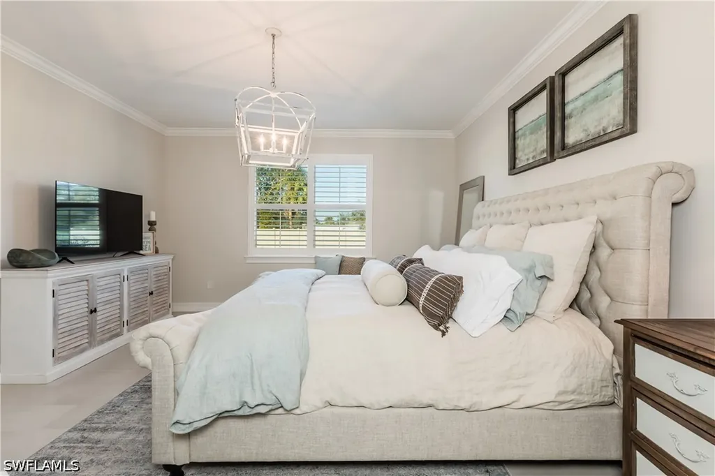 267 Tamarindo Lane Naples FL 34114