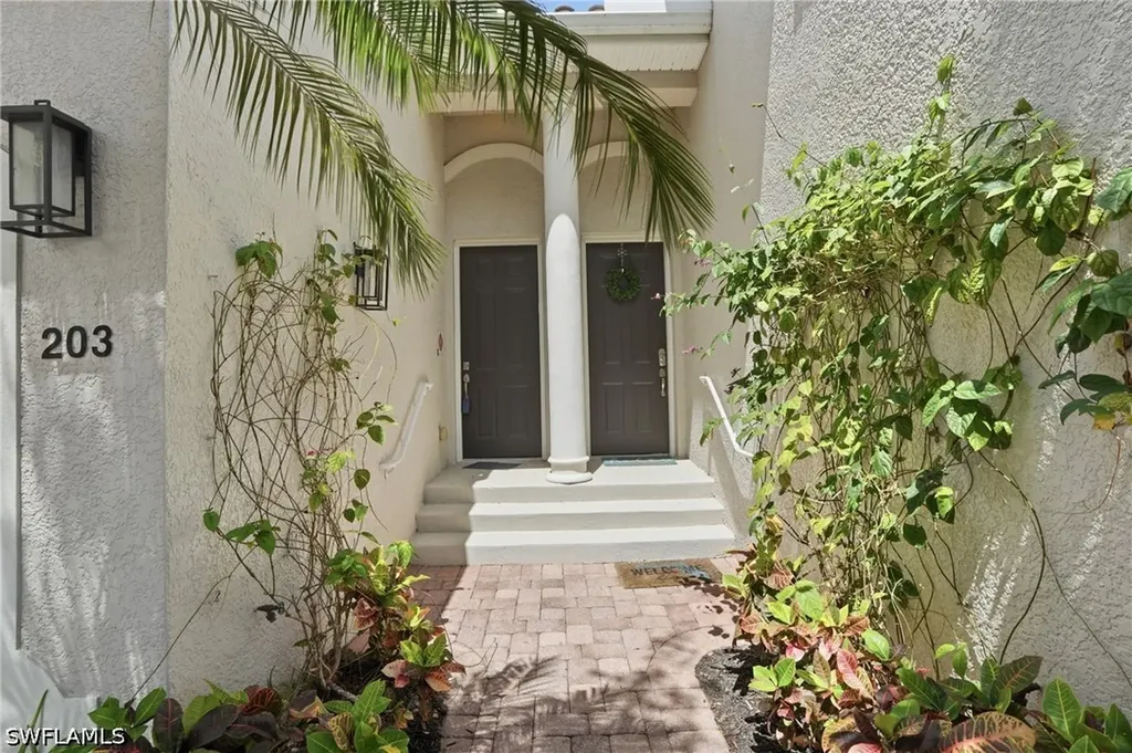 12854 Carrington Circle Naples FL 34105