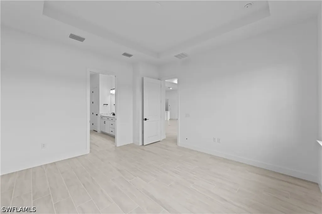 2090 Don Benito Way Naples FL 34120