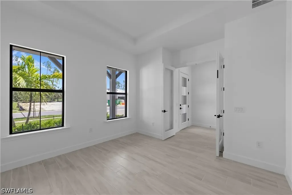 2090 Don Benito Way Naples FL 34120