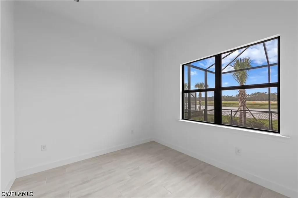 2090 Don Benito Way Naples FL 34120