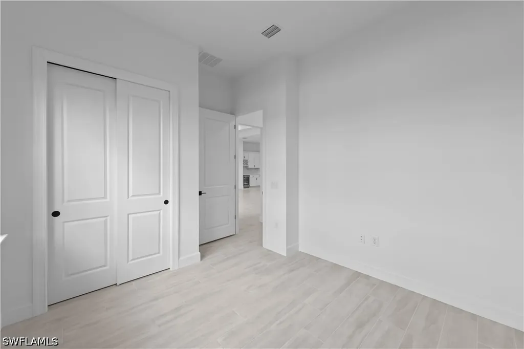 2090 Don Benito Way Naples FL 34120