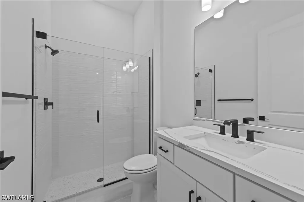2090 Don Benito Way Naples FL 34120