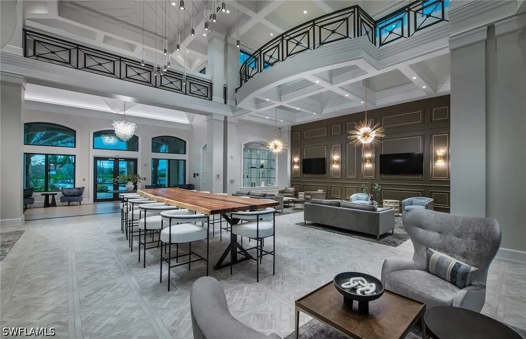 2090 Don Benito Way Naples FL 34120