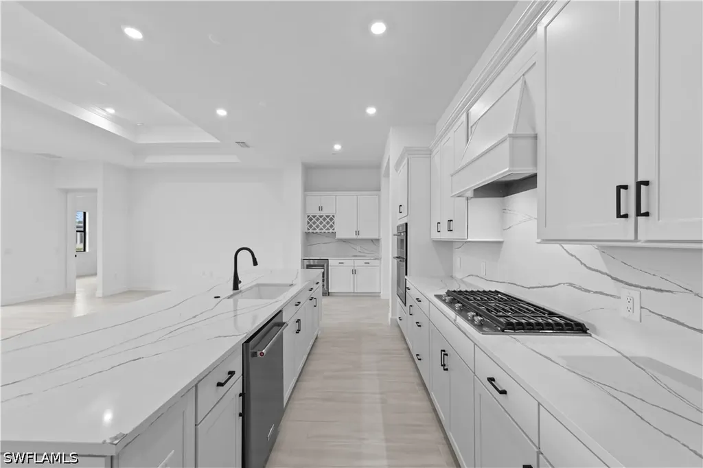 2090 Don Benito Way Naples FL 34120