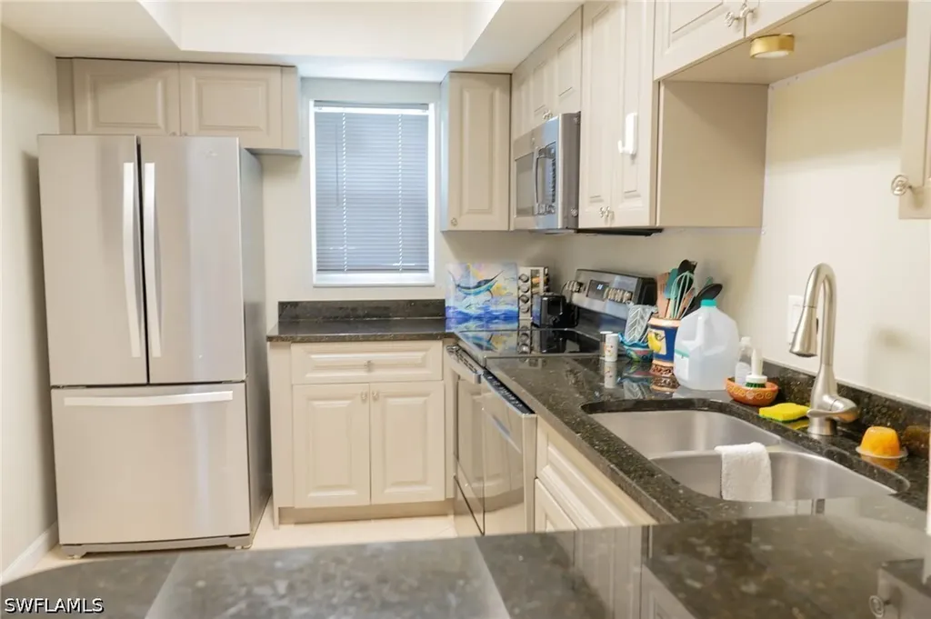 27249 Pullen Avenue Bonita Springs FL 34135