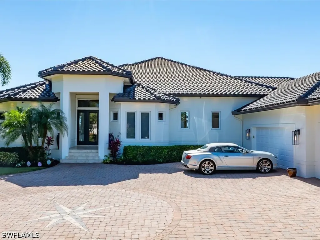 1061 E Inlet Drive Marco Island FL 34145