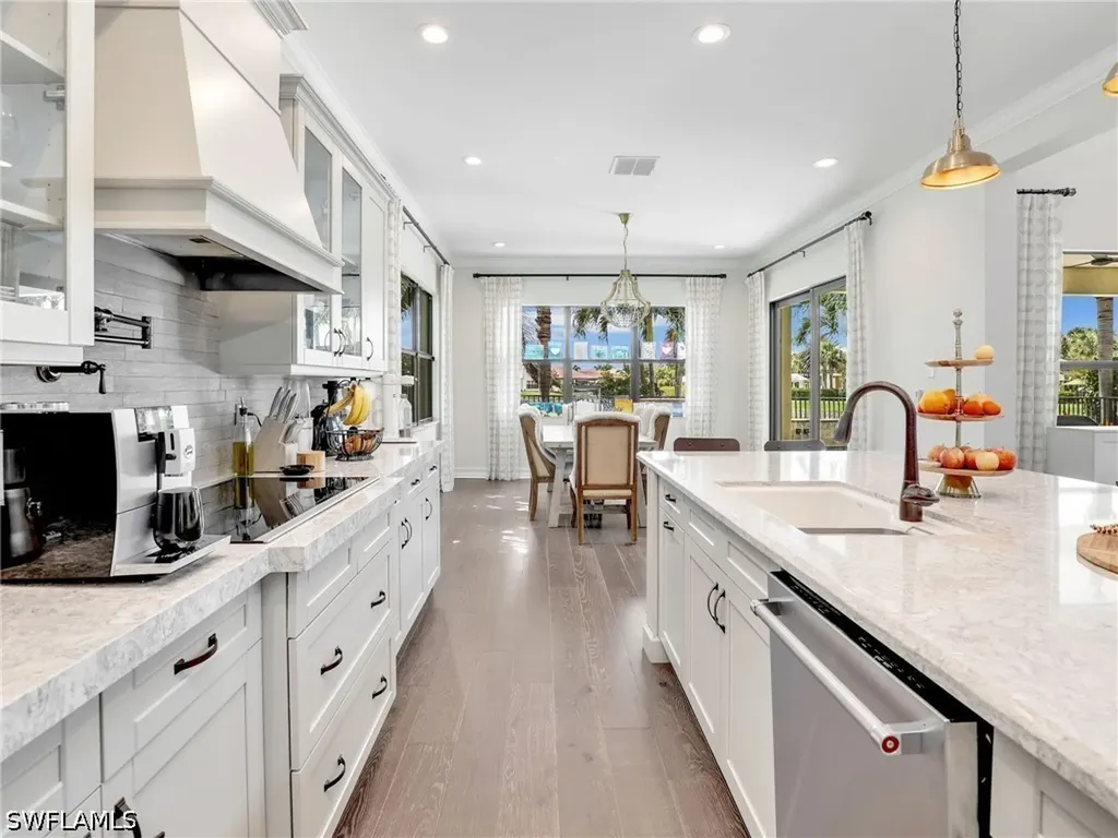 9449 Greenleigh Court Naples FL 34120
