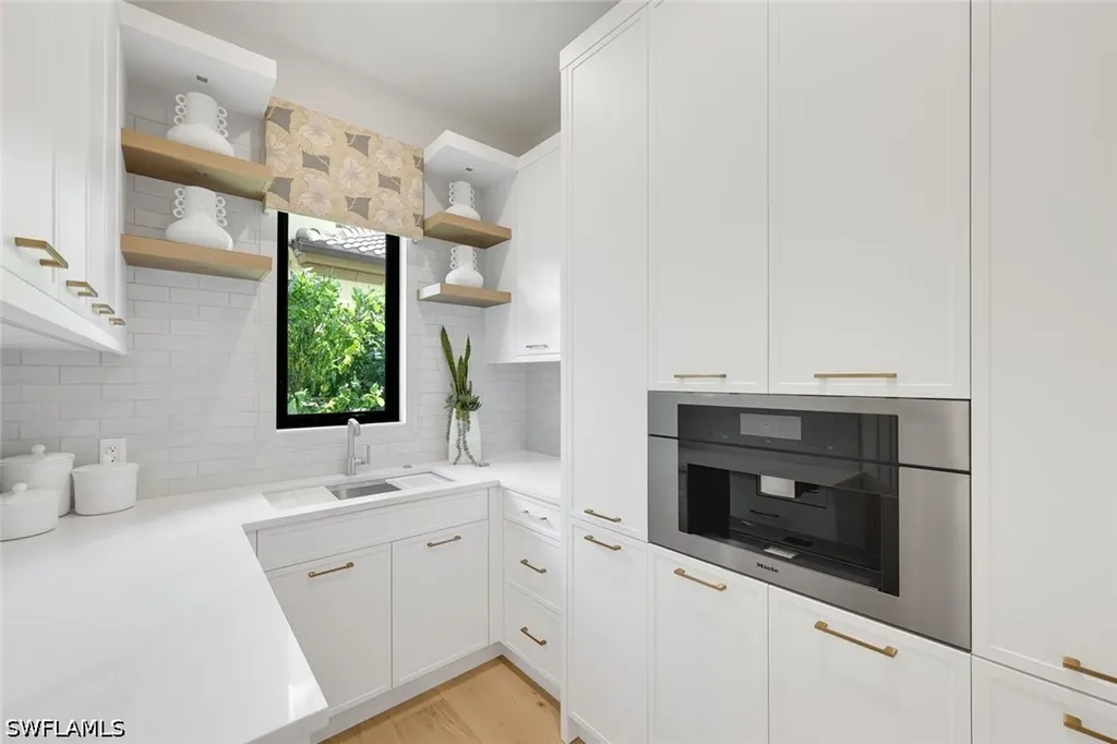 767 Park Shore Drive Naples FL 34103