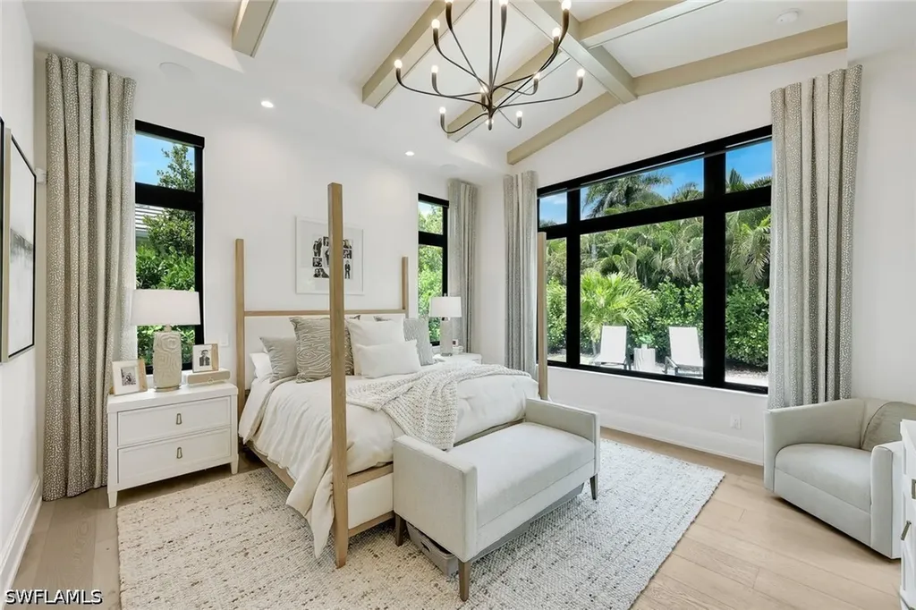 767 Park Shore Drive Naples FL 34103