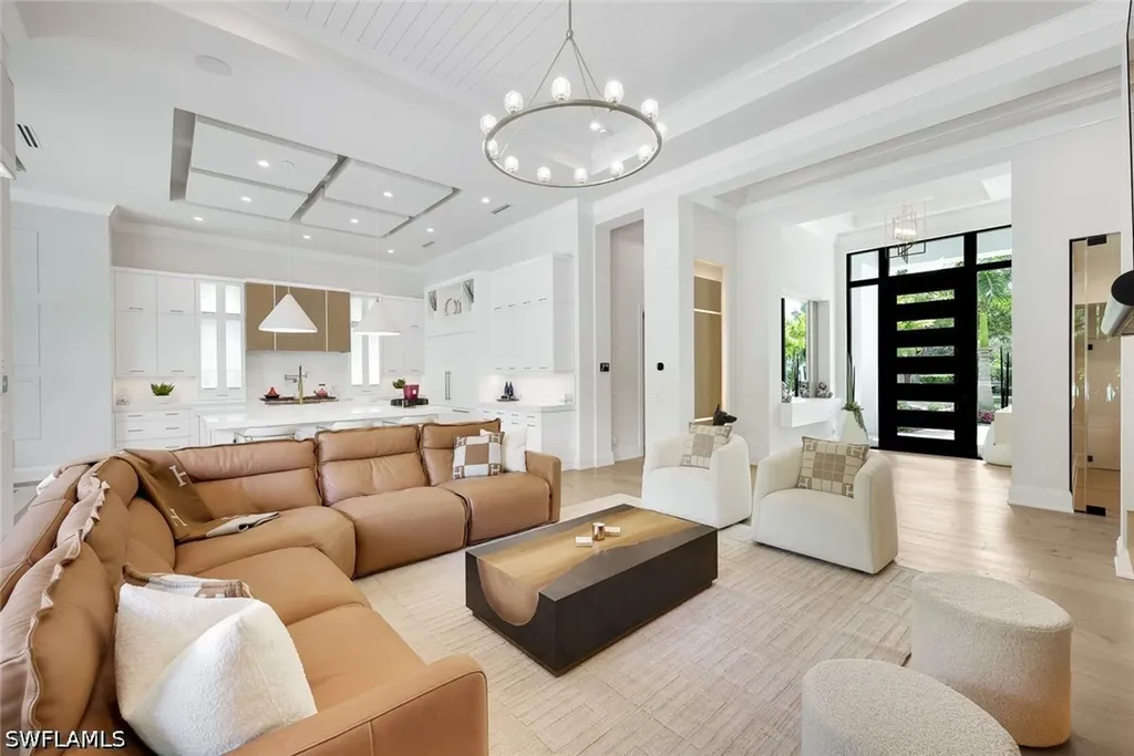 767 Park Shore Drive Naples FL 34103