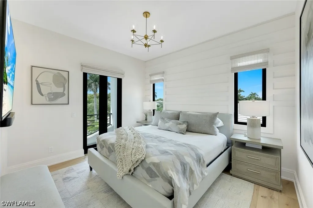 767 Park Shore Drive Naples FL 34103