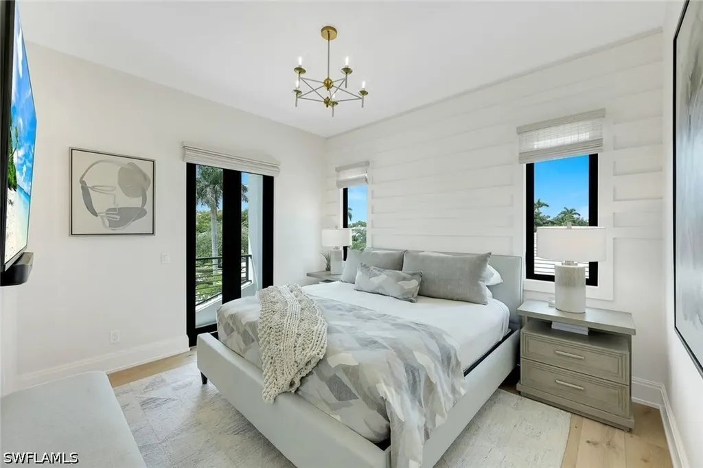 767 Park Shore Drive Naples FL 34103