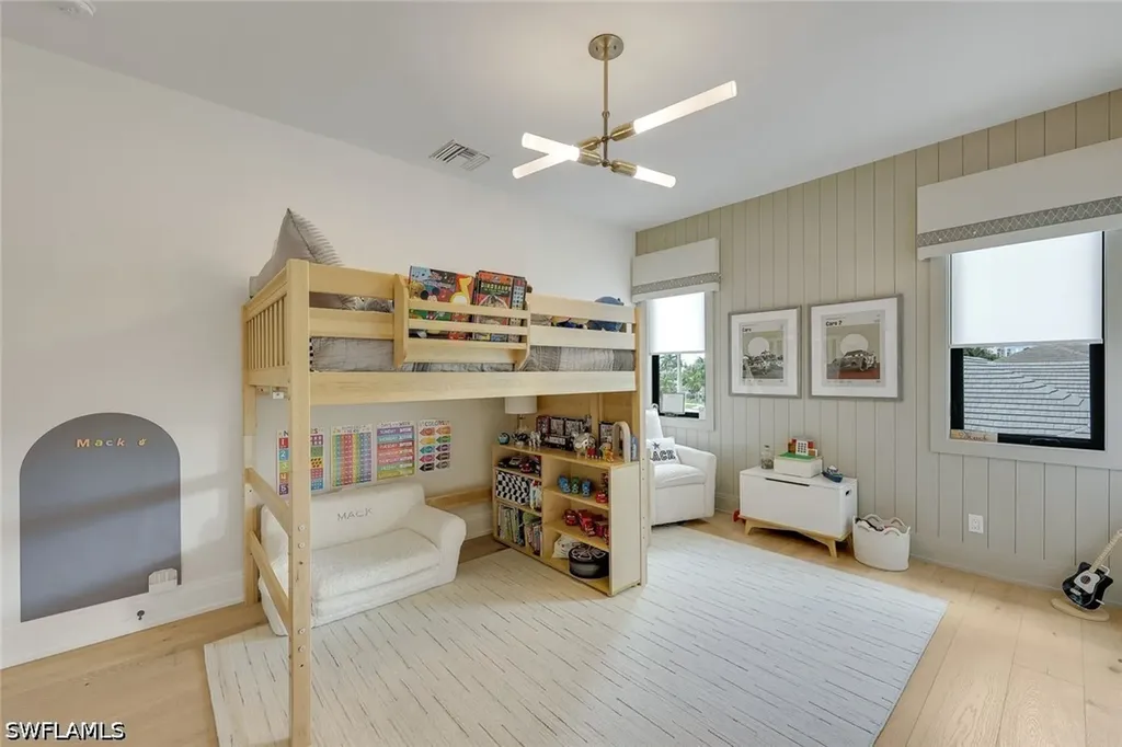 767 Park Shore Drive Naples FL 34103