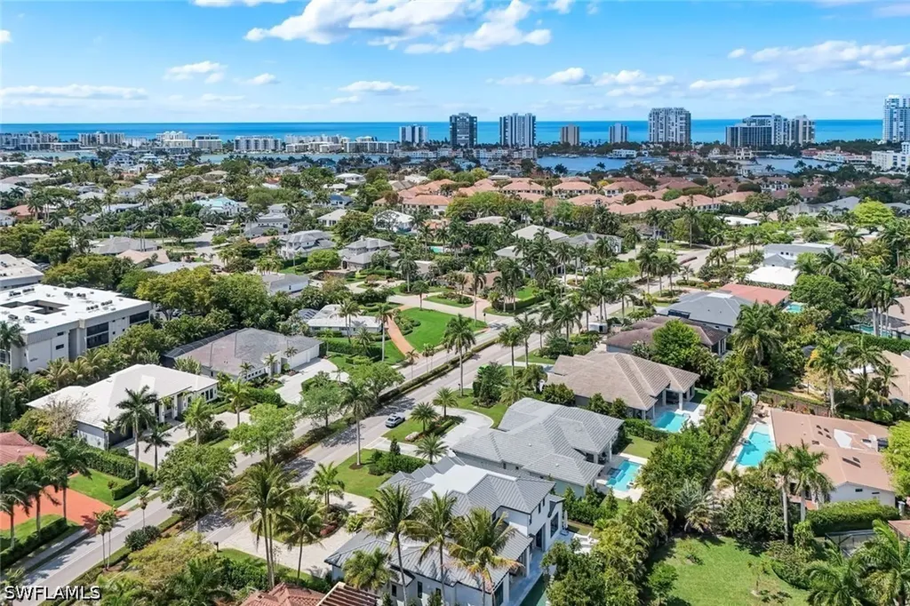 767 Park Shore Drive Naples FL 34103