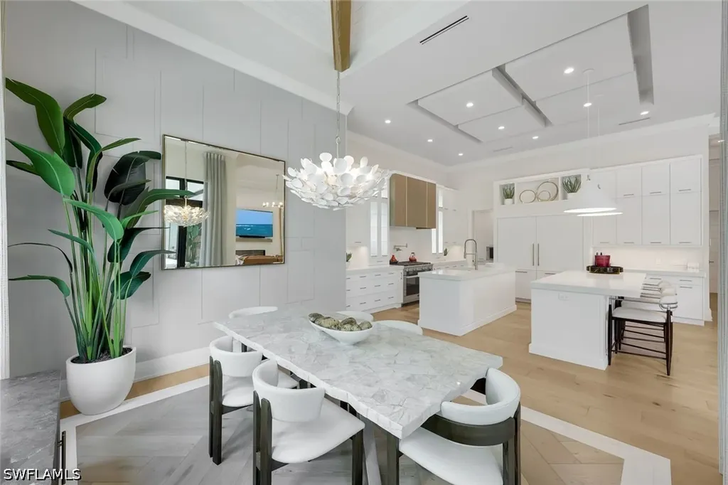 767 Park Shore Drive Naples FL 34103