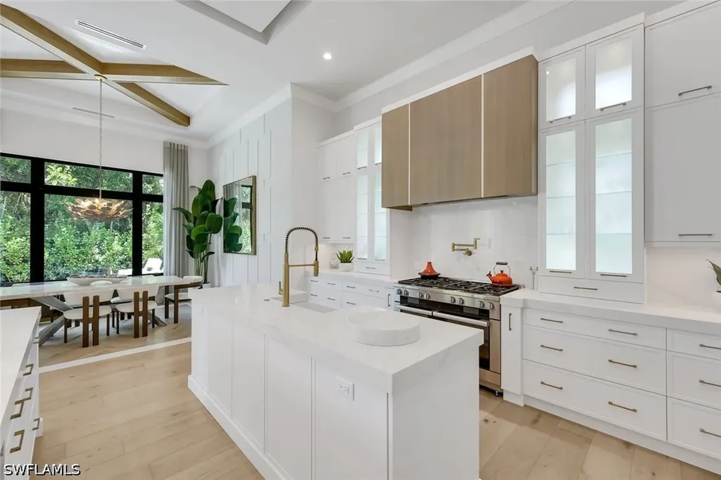 767 Park Shore Drive Naples FL 34103