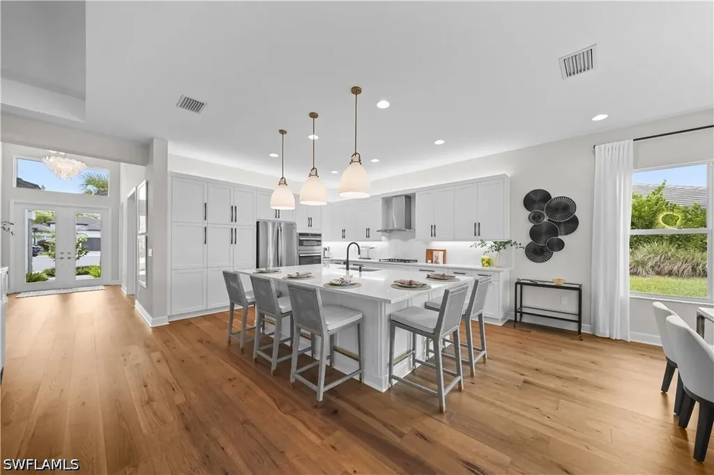 12092 Eucalyptus Way Naples FL 34120