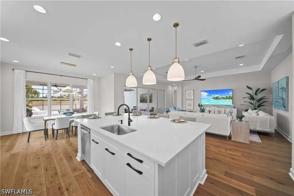 12092 Eucalyptus Way Naples FL 34120