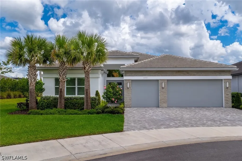 12092 Eucalyptus Way Naples FL 34120