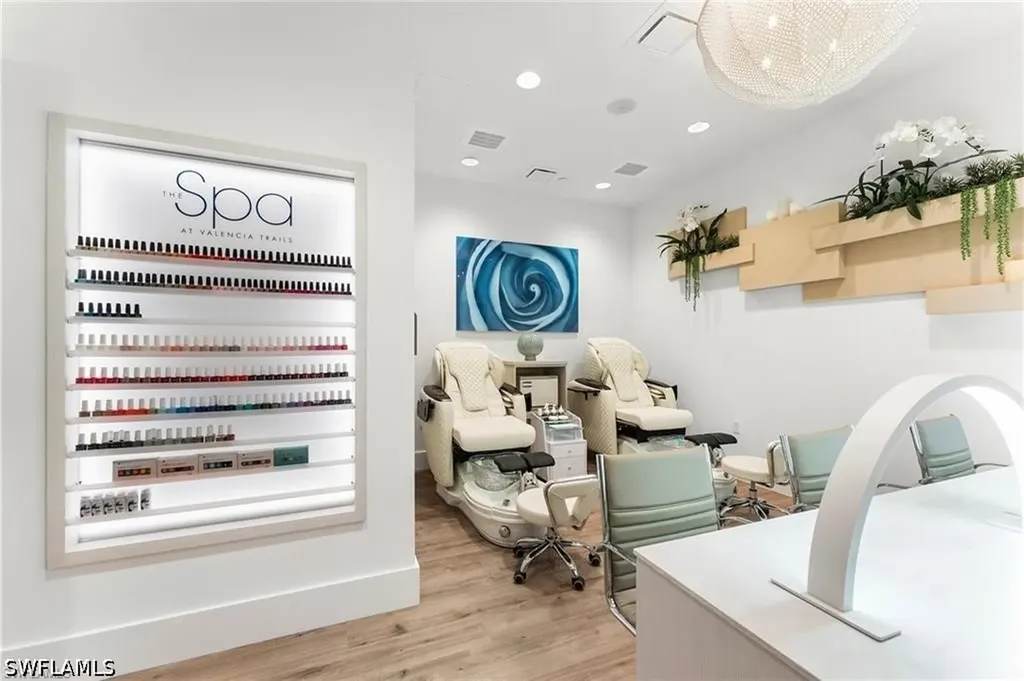 12092 Eucalyptus Way Naples FL 34120