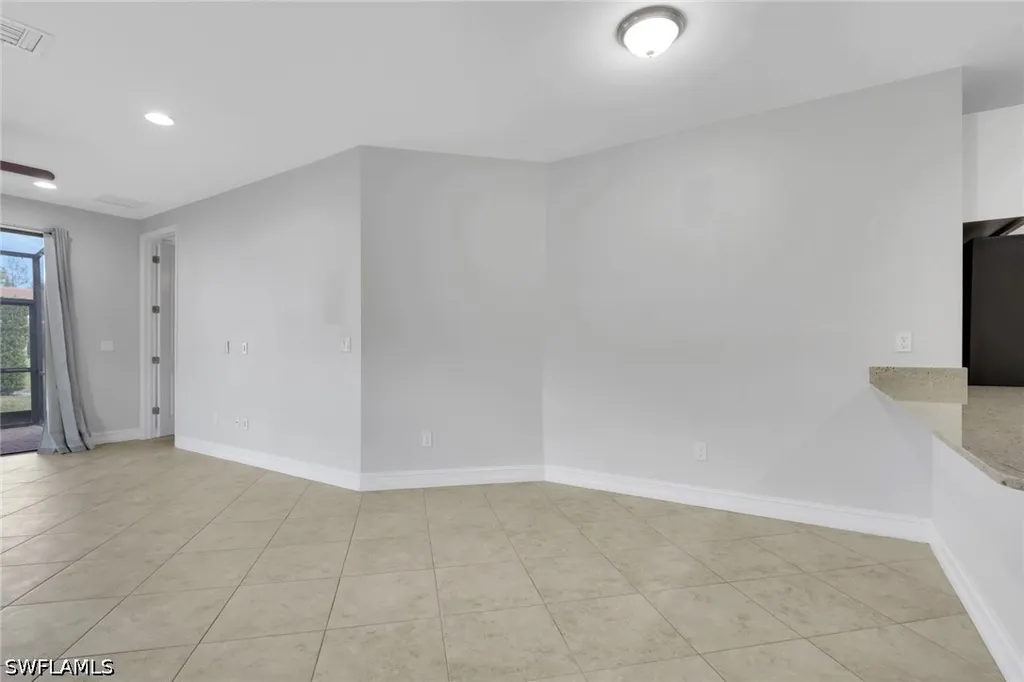 7738 Bristol Circle Naples FL 34120