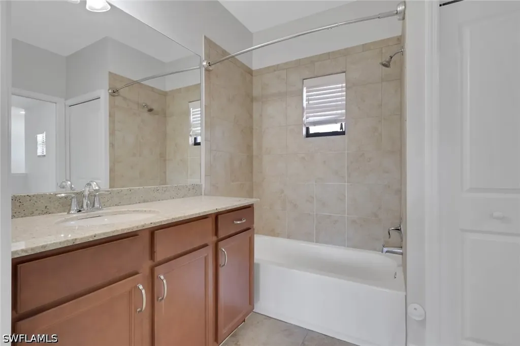 7738 Bristol Circle Naples FL 34120