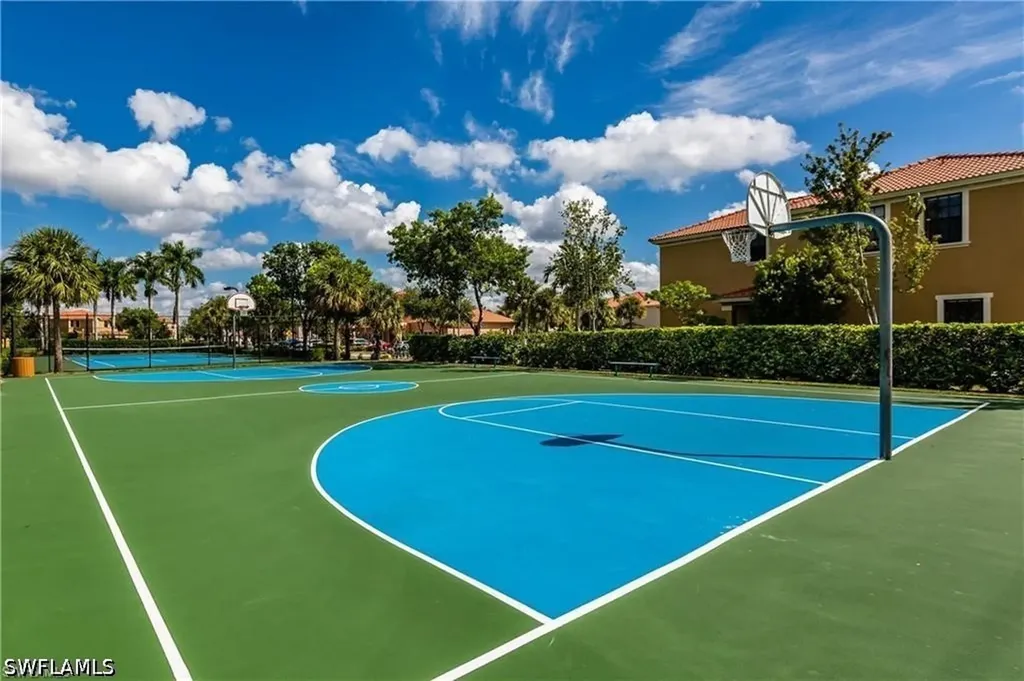 7738 Bristol Circle Naples FL 34120
