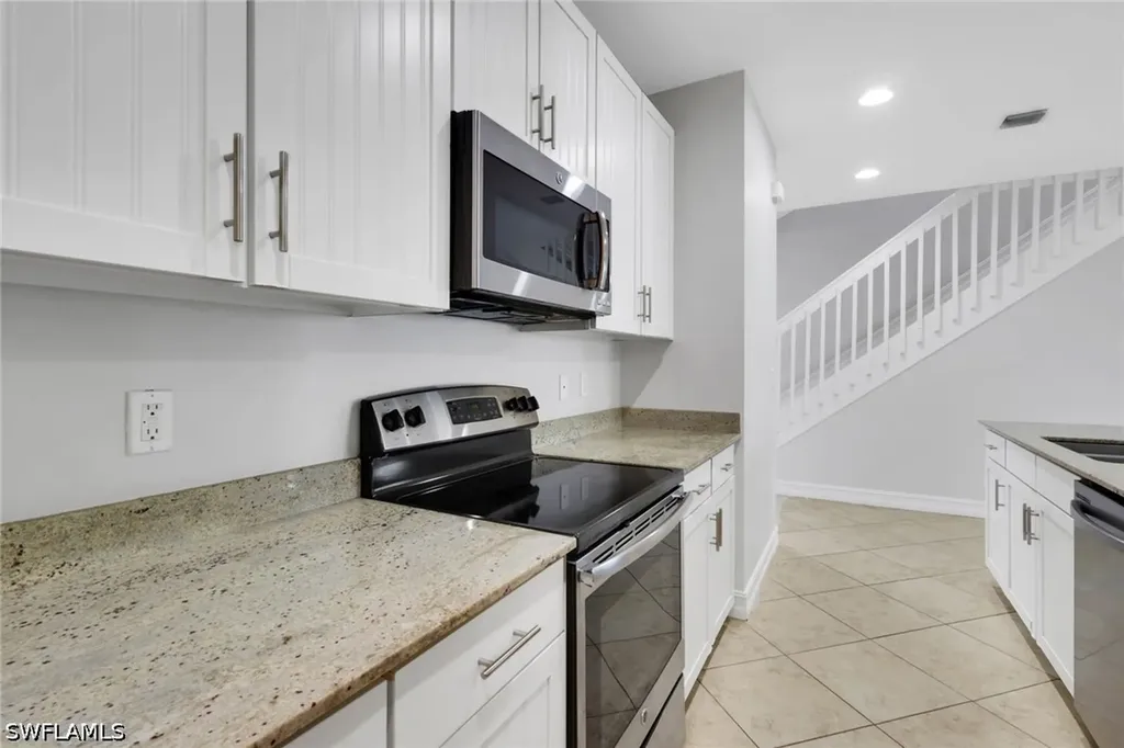 7738 Bristol Circle Naples FL 34120