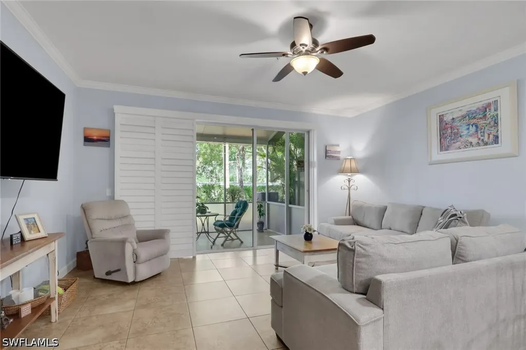 1289 Oxford Lane Naples FL 34105